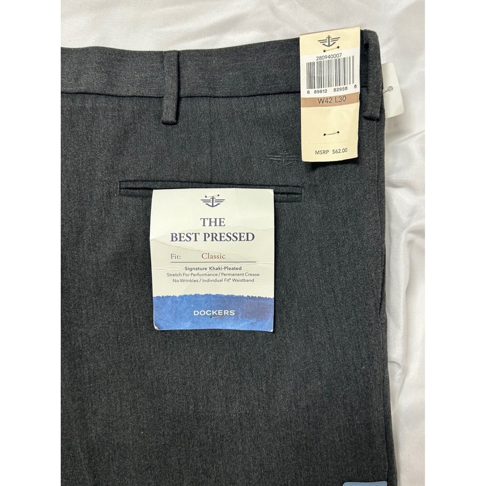 Dockers The Best Pressed Pleated Classic Fit Khaki Pants Charcoal NWT Mens 42x30 - Picture 10 of 16